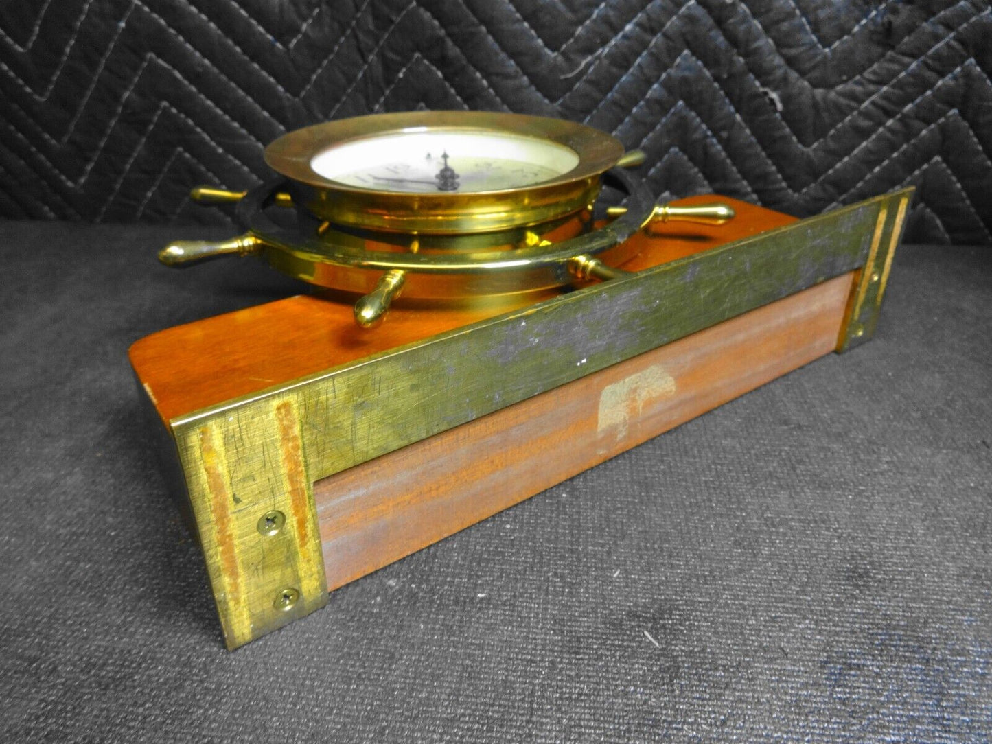 Seth Thomas Helmsman 1602 Ships Wheel Mantle Clock E537-001 Wood Brass With Key