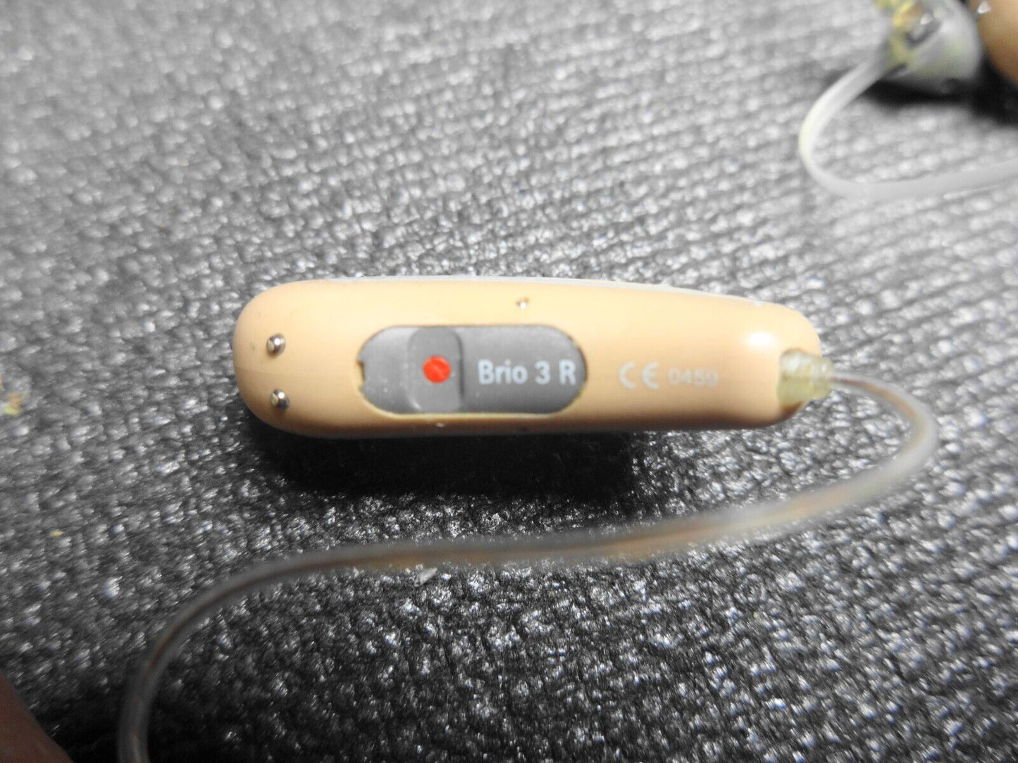 Phonak Brio 3 R Rechargeable Hearing Aids w/ Charging Base & AC Power Cord