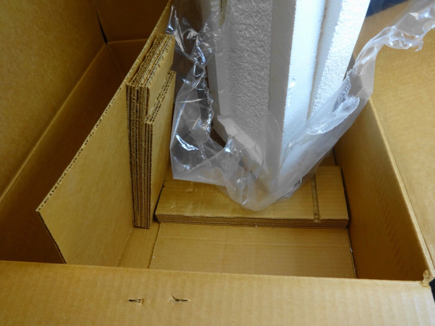 Marantz Model 1200 Stereo Preamplifier Original Box (Box Only) w/ Packing Insert