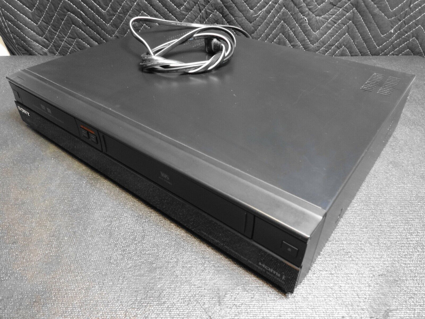 Sony RDR-VX535 VHS VCR/ DVD Recorder HDMI Upscale (No Remote) *SERVICED*