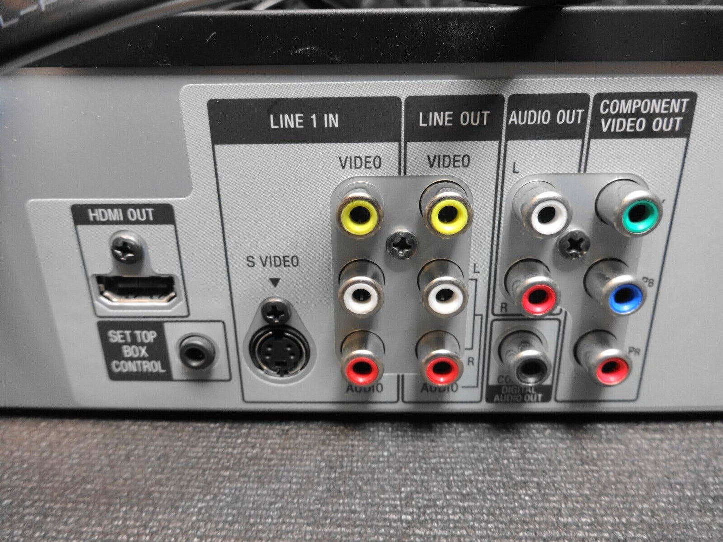 Sony RDR-VX535 VHS VCR/ DVD Recorder HDMI Upscale (No Remote) *SERVICED*