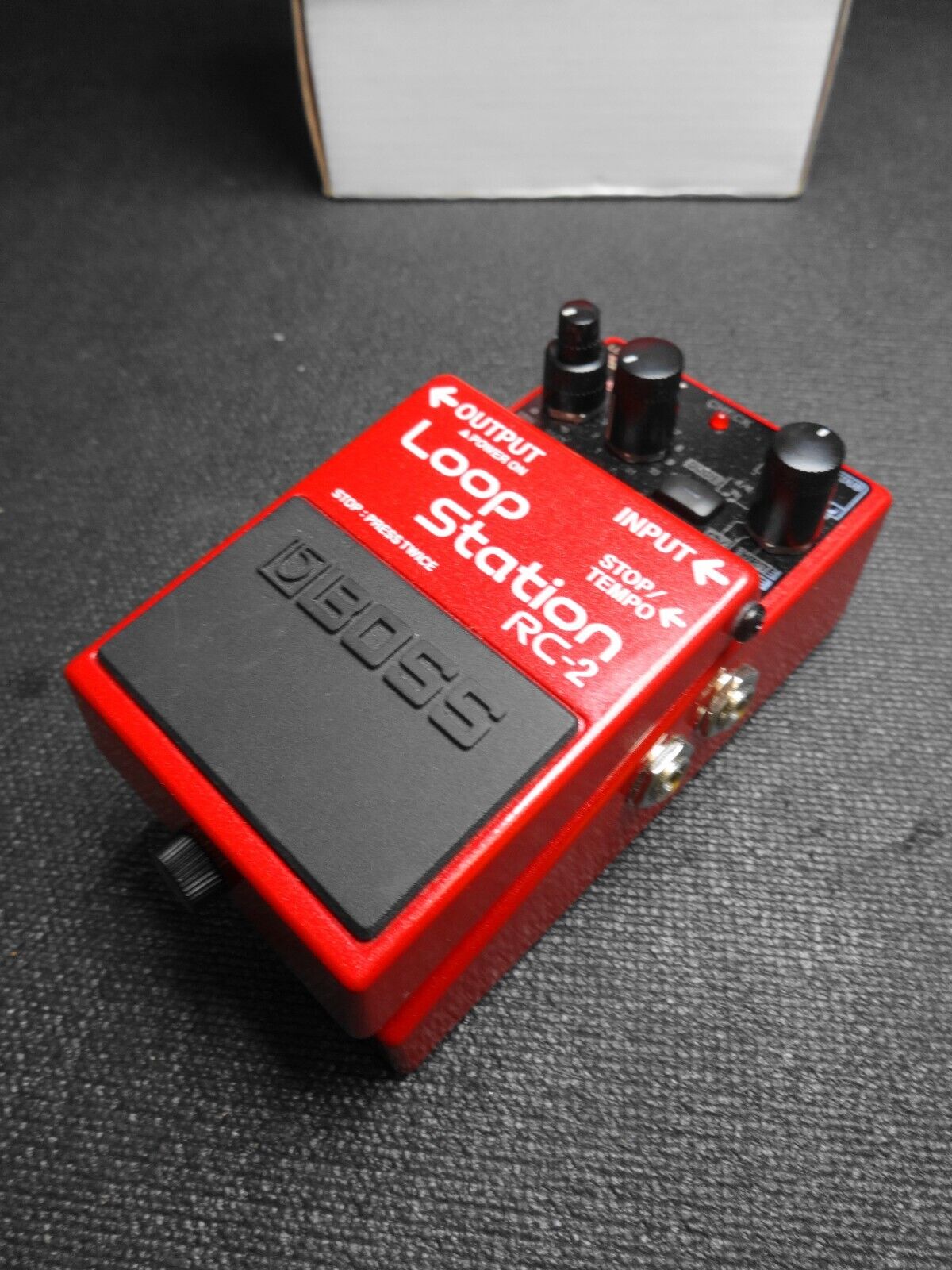 Boss RC-2 Loop Station Looper Guitar Effects Pedal