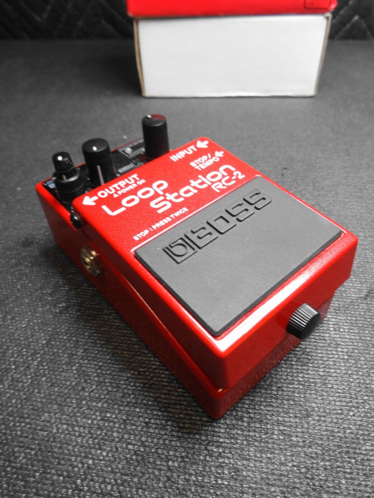 Boss RC-2 Loop Station Looper Guitar Effects Pedal