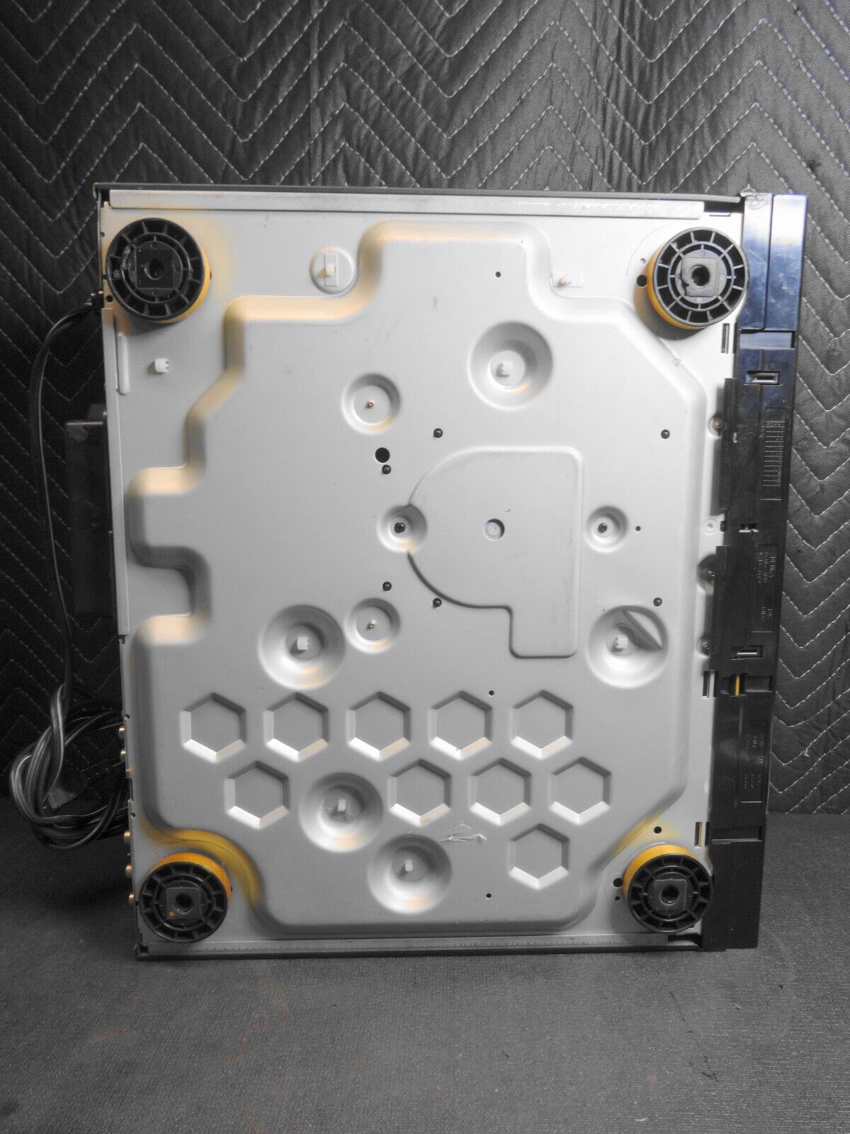 Demon LA-2300 Multi Laser Disc LaserDisc Player - *SERVICED*