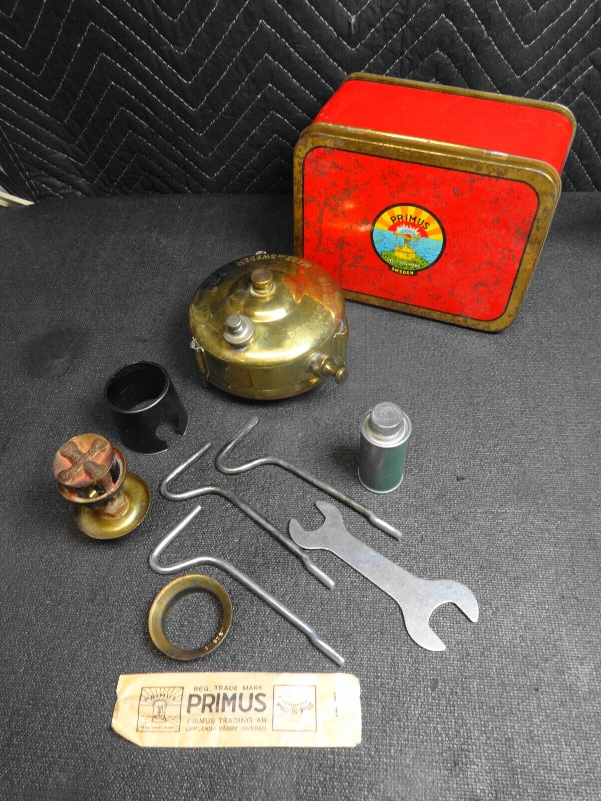 Vintage PRIMUS CAMP STOVE No 210 - Made in Sweden