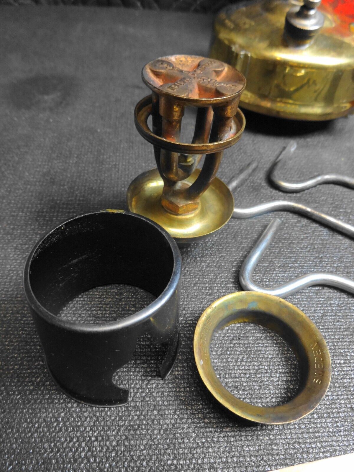 Vintage PRIMUS CAMP STOVE No 210 - Made in Sweden