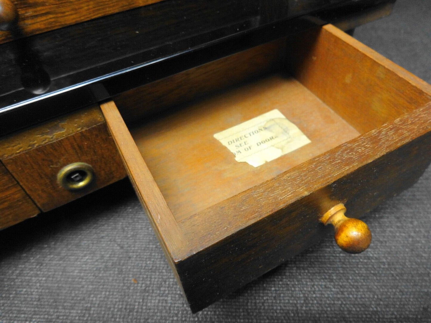 ANTIQUE Button Balance Gold Scale by G.P. Keller, Salt Lake City WALNUT CASE