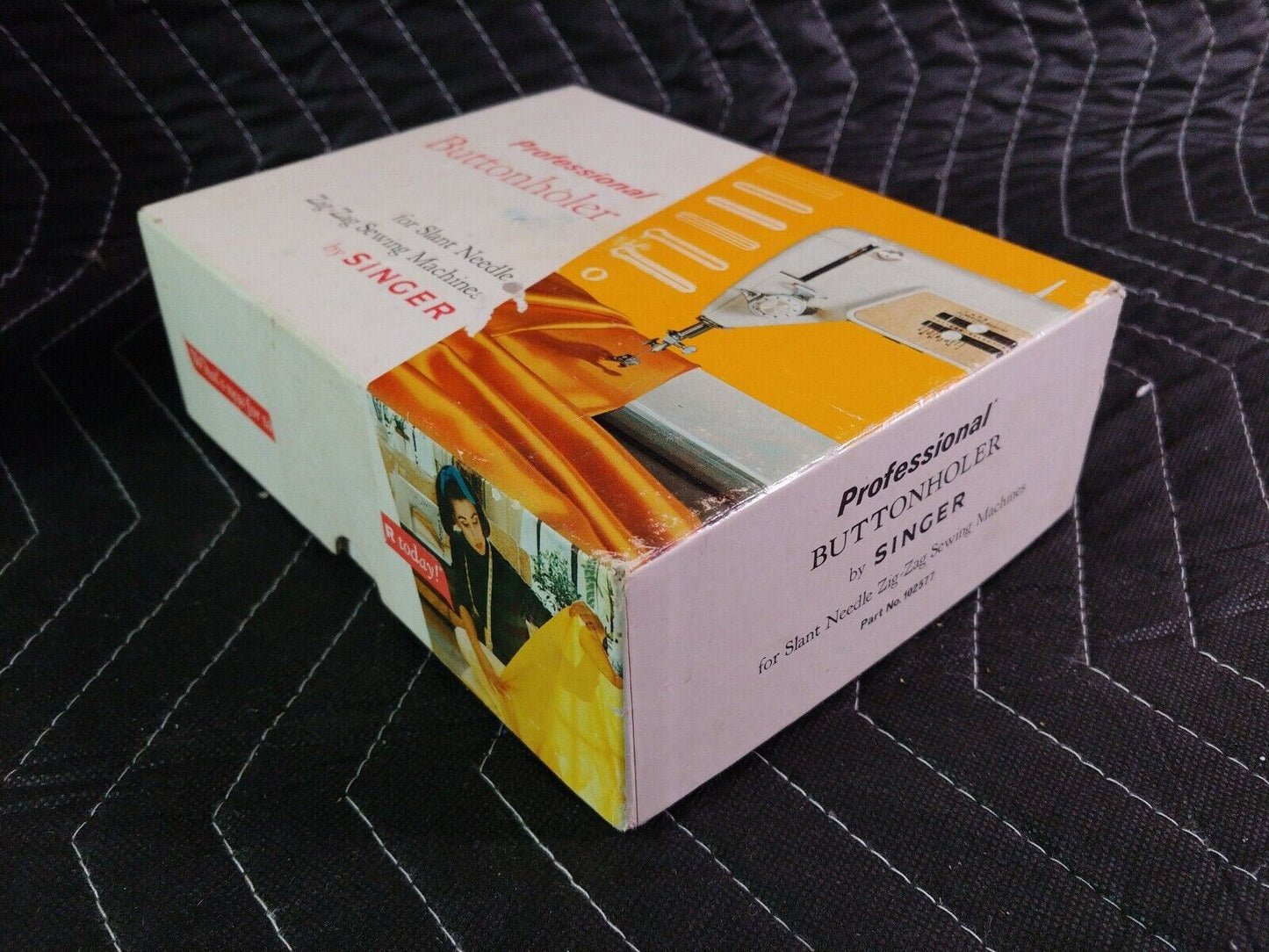 Vtg Singer Professional Buttonholer for Slant Needle Zig-Zag Sewing Machine 1