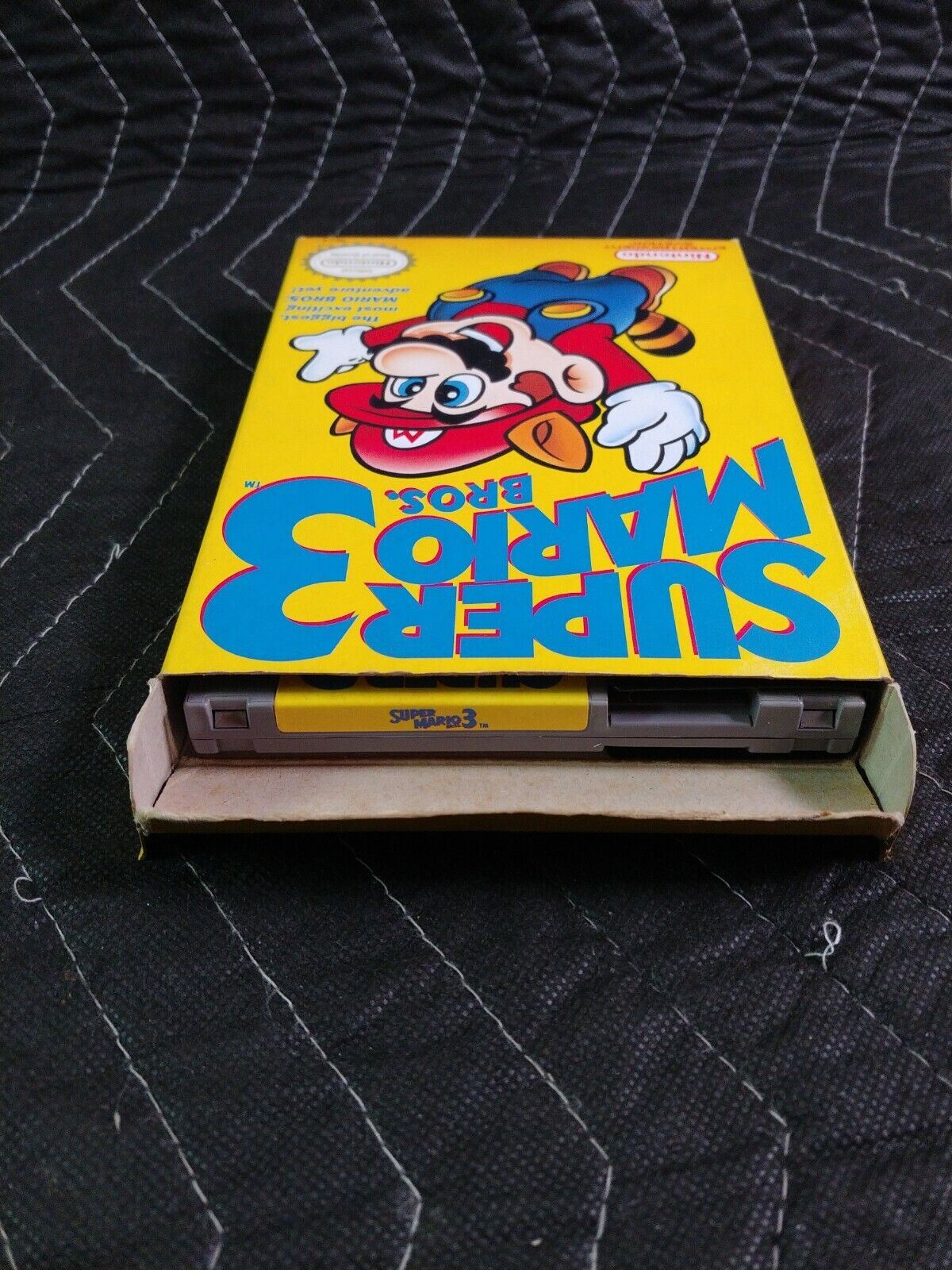 Super Mario Bros 3 Nintendo Classic NES with sleeve, manual box