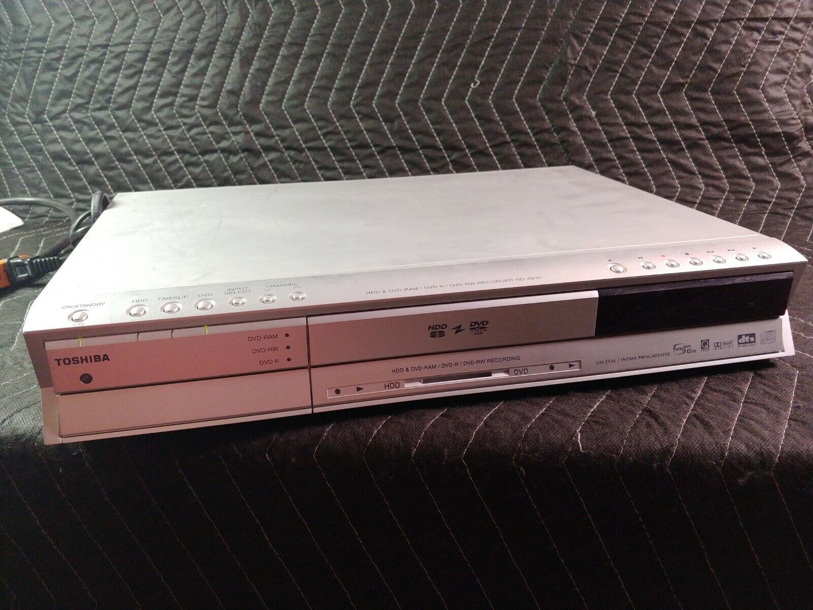 Toshiba RD-XS32 DVD/HDD Combo Recorder – ineedths