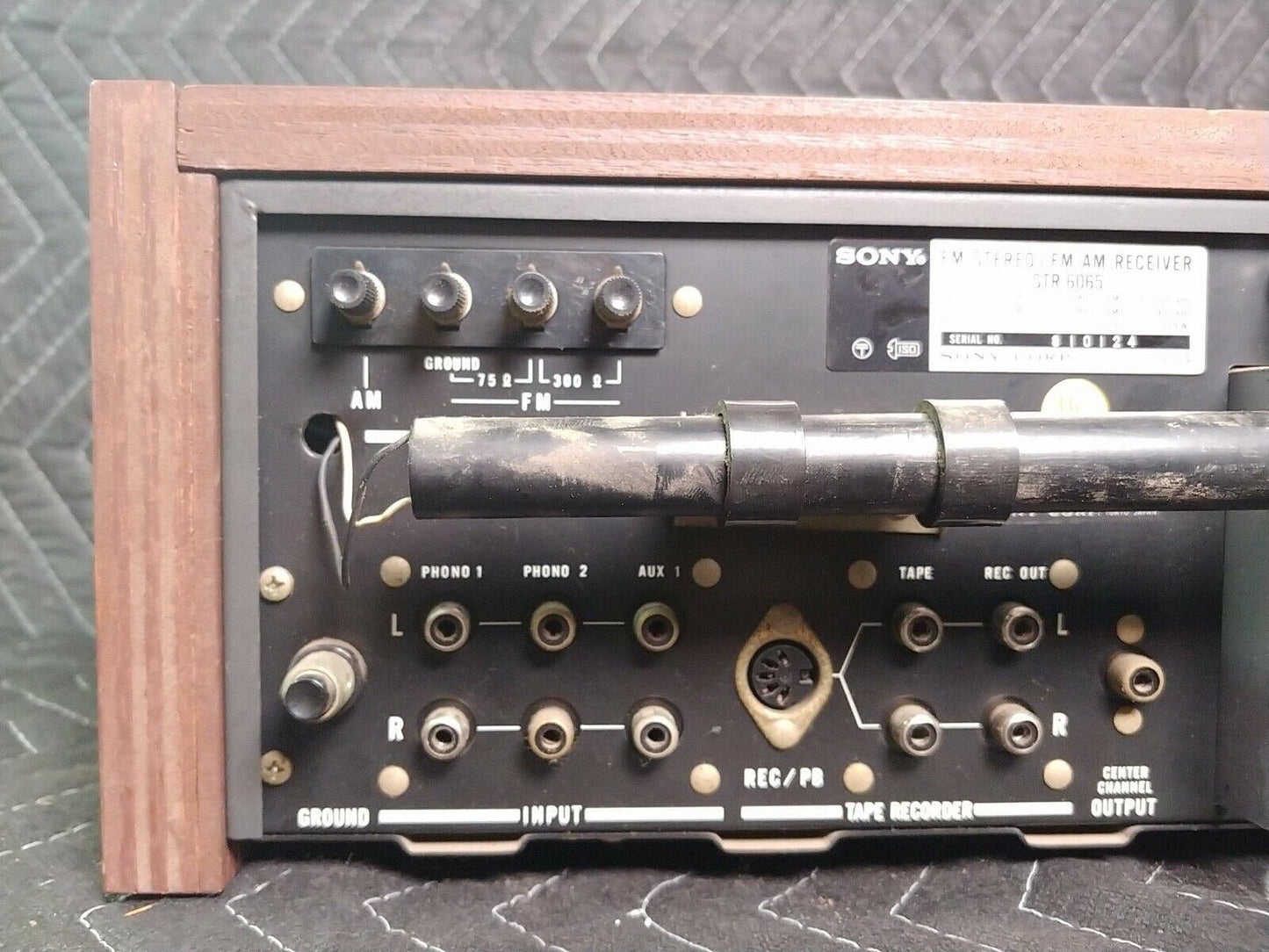 Vintage Sony STR-6065 Stereo Receiver