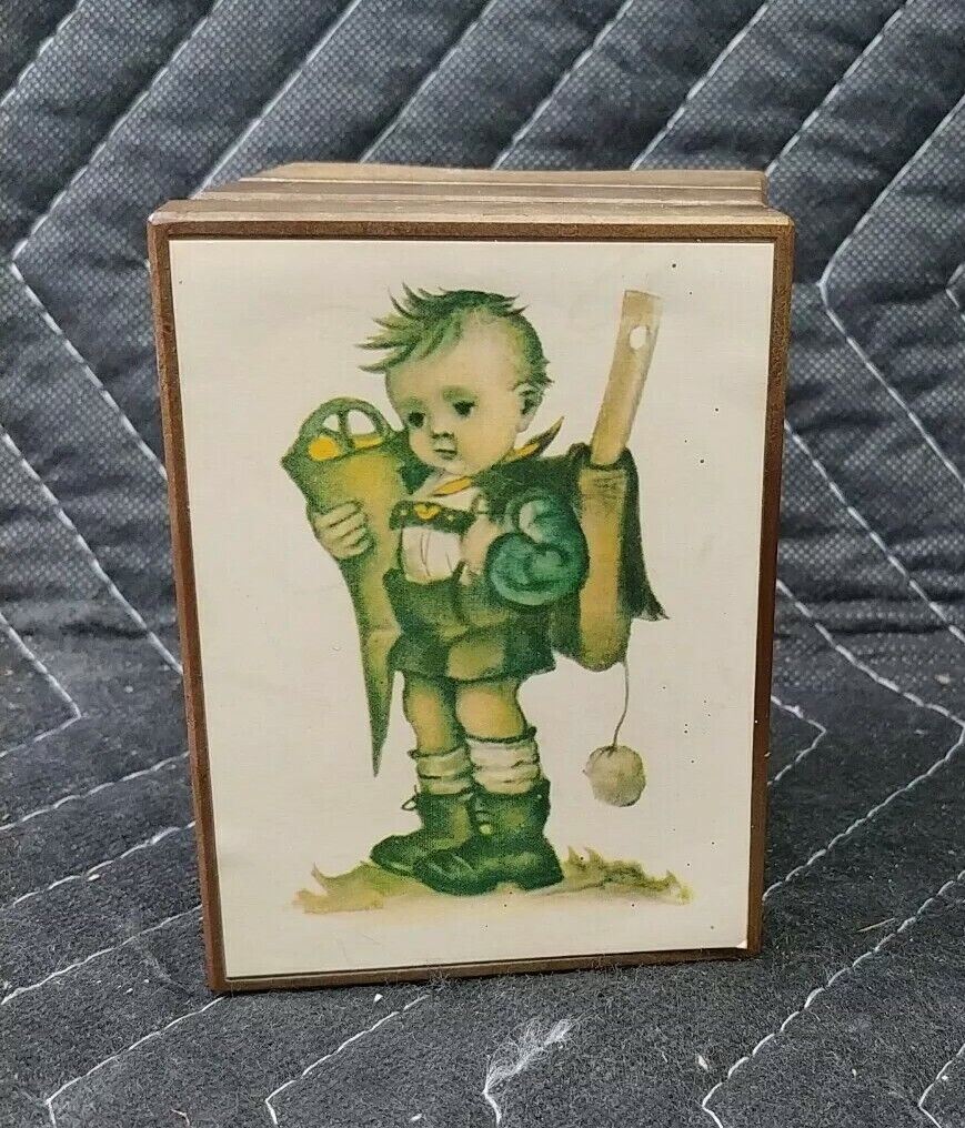SANKYO 13 Note MUSIC BOX - Hummel Style swiss boy
