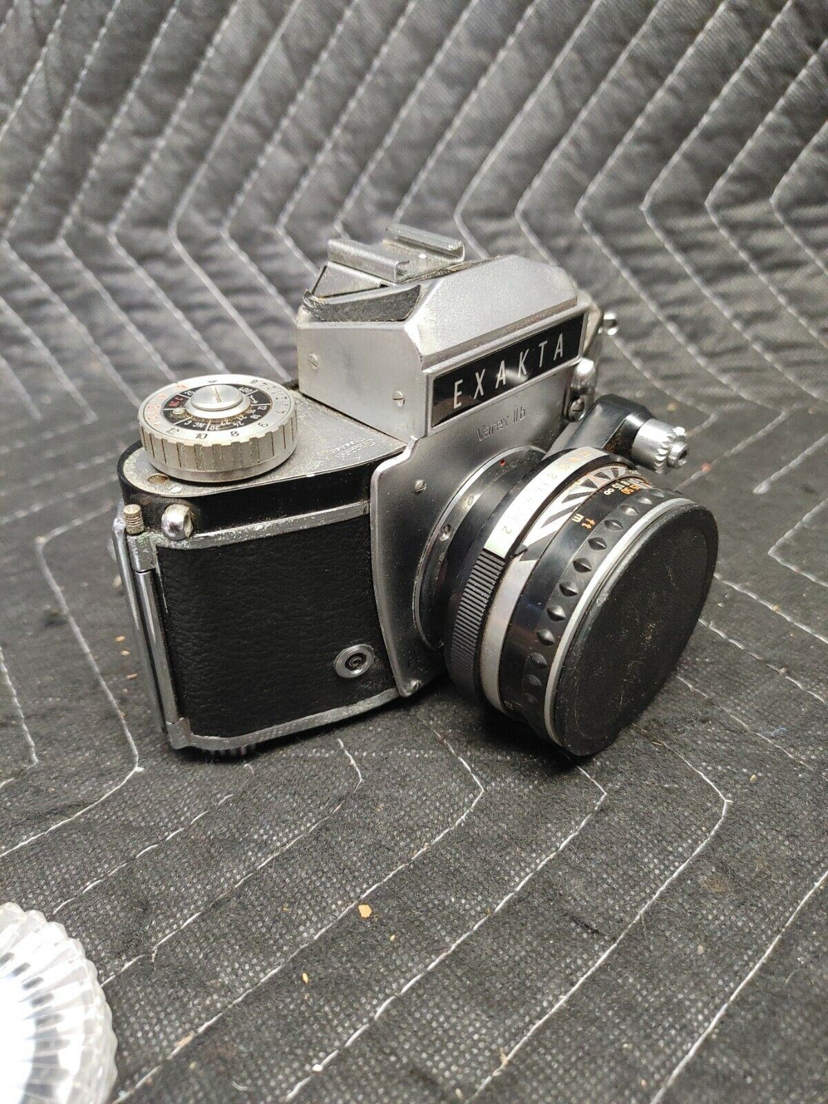 Ihagee Exakta Varex IIb Carl Zeiss Jena w/ filters and case