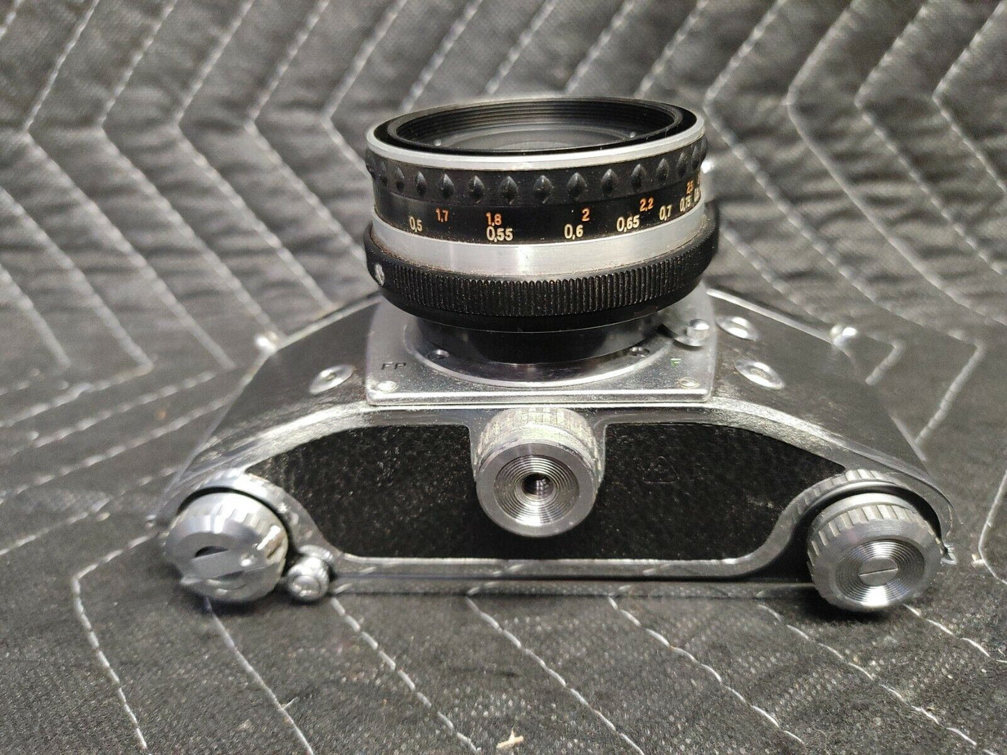 Ihagee Exakta Varex IIb Carl Zeiss Jena w/ filters and case