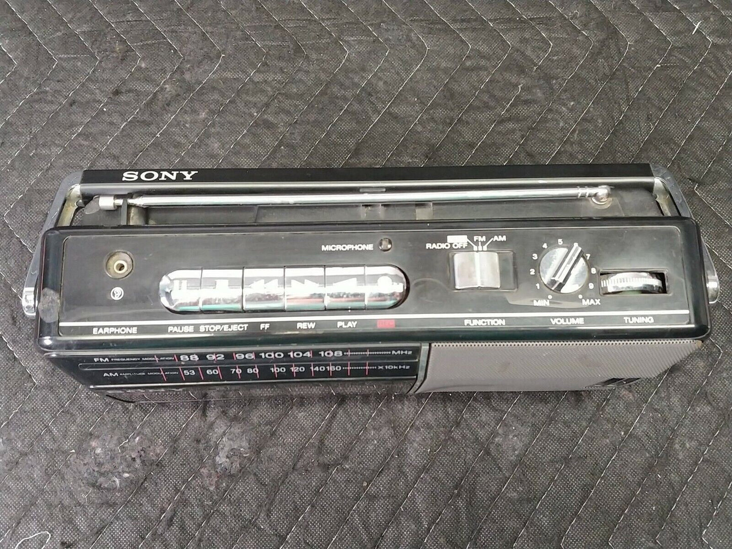 Vtg SONY CFM-140 Portable AM FM Radio Cassette Player Recorder Boombox VGC Works