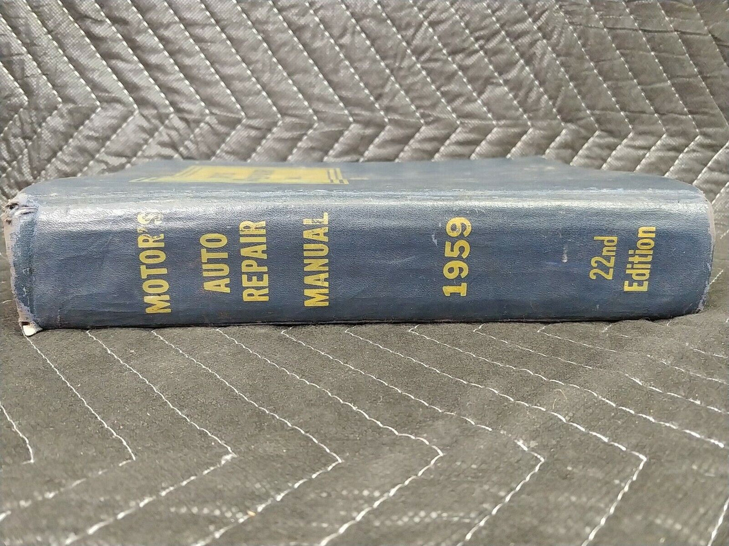 MOTOR'S Auto Repair Manual 1959 (2nd Printing) Covers 1952 - 1959 Models 22nd Ed