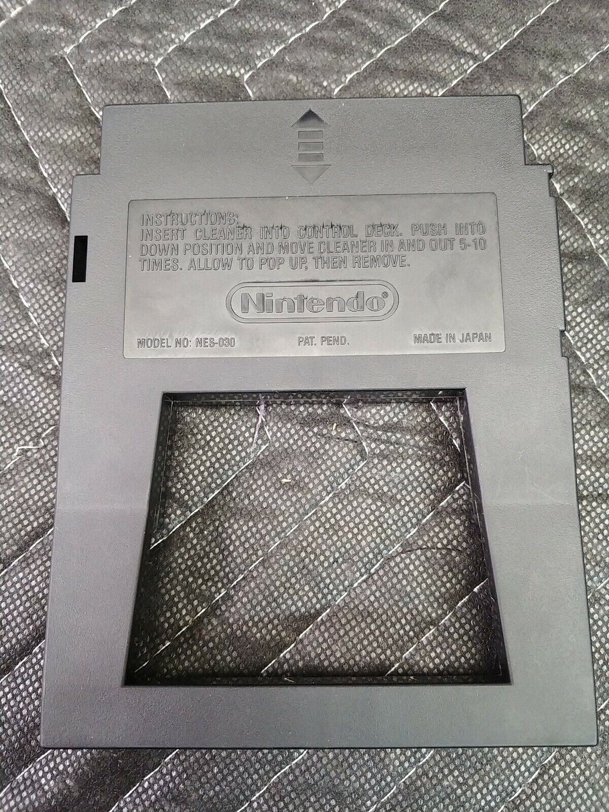 Nintendo 1989 NES Cleaning Kit Complete in Original Box, Manual & Cleaner