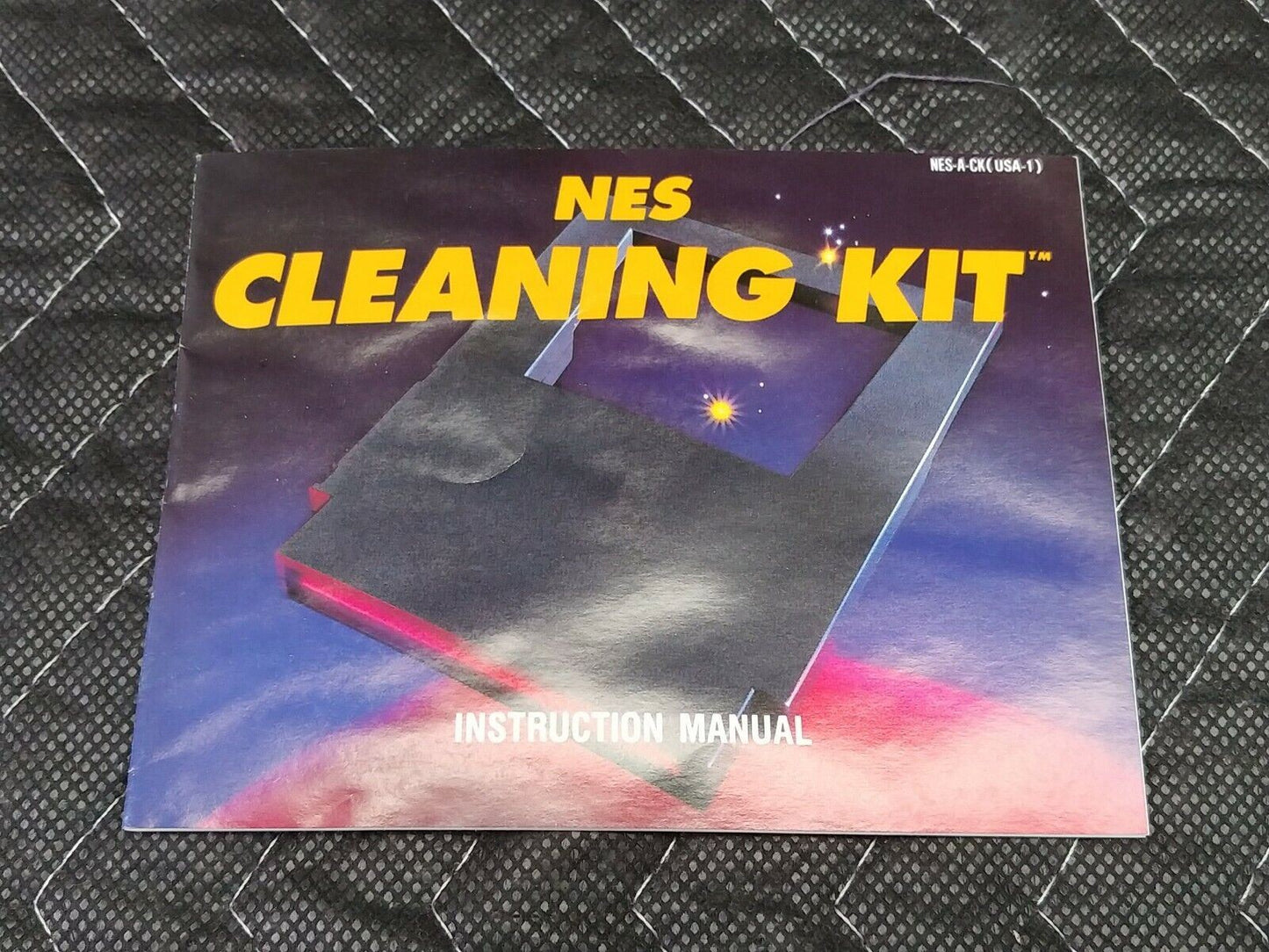 Nintendo 1989 NES Cleaning Kit Complete in Original Box, Manual & Cleaner