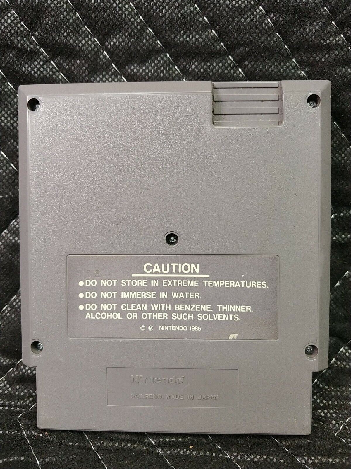 Track and Field NES Nintendo Game Cartridge 5 Screws