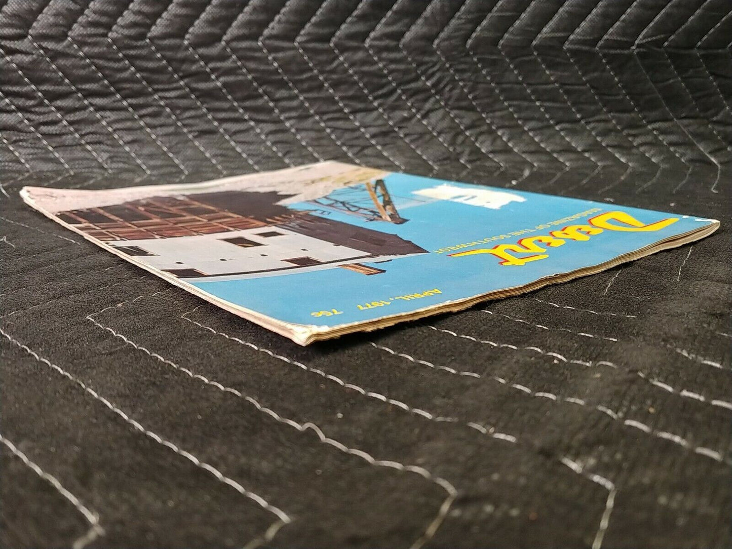 Vintage Desert Magazine April 1977