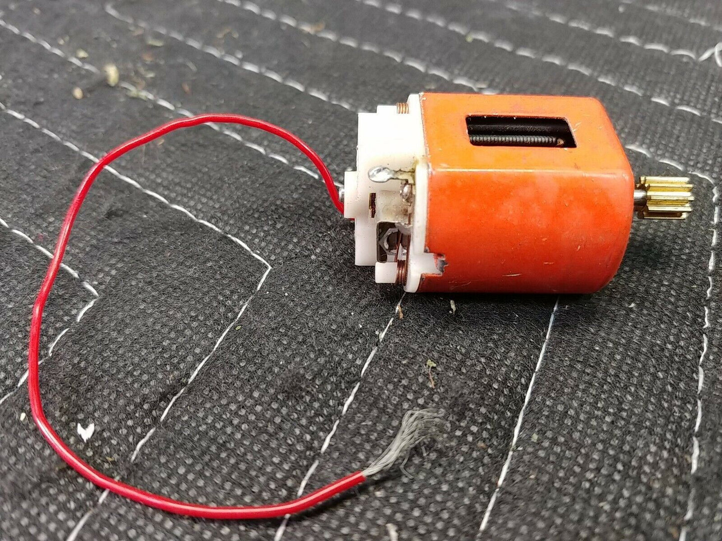 Vintage Classic CM 360 8-Volt DC Slot Car Motors FT36-D w/ 10 Tooth Pinion