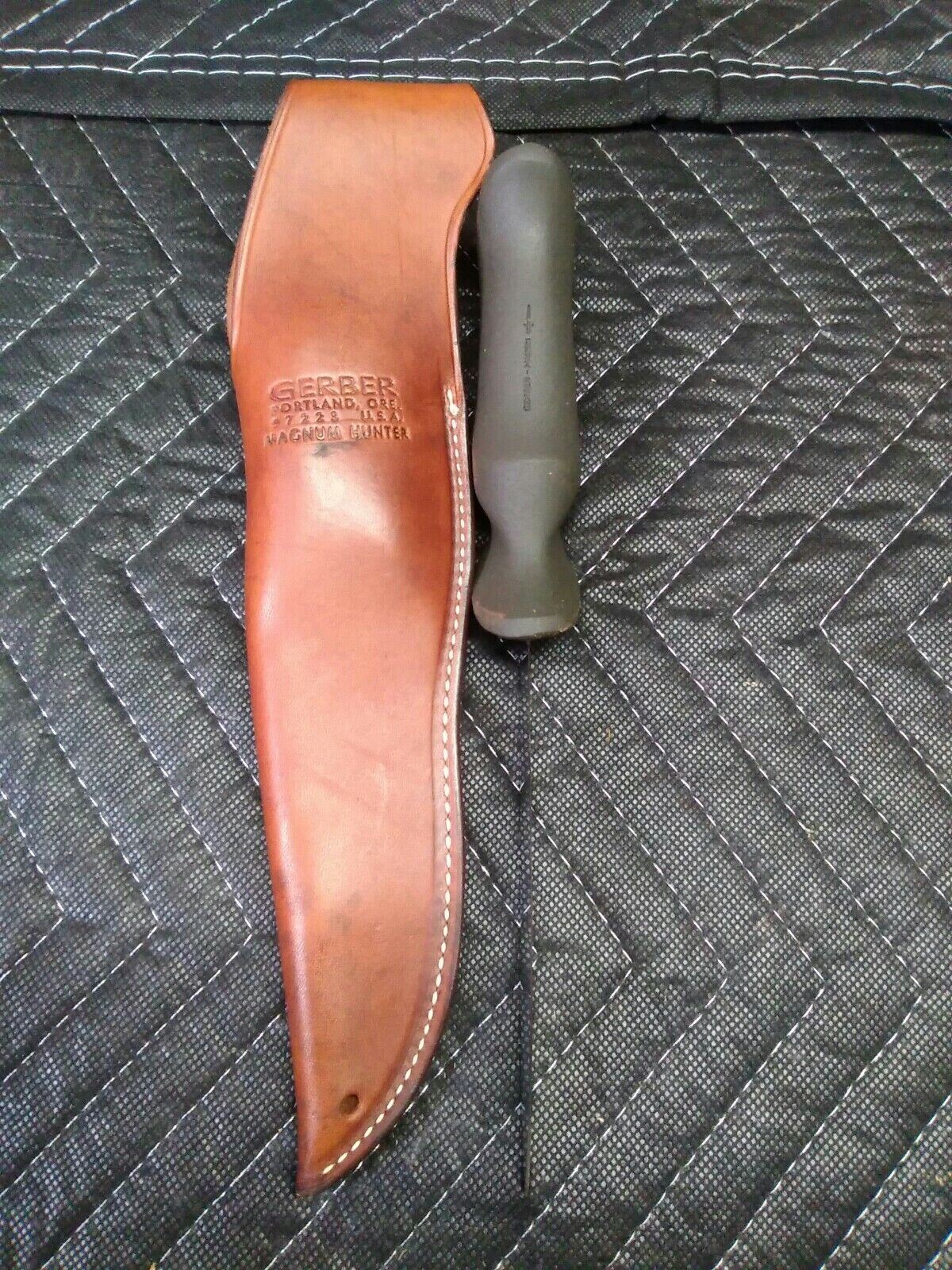 GERBER MAGNUM HUNTING KNIFE W/ SHEATH MANUALS & BOX