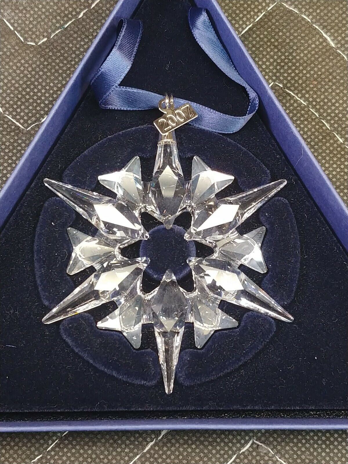 2007 Swarovski~Snowflake~STAR Annual Christmas ORNAMENT w/ Box & paper