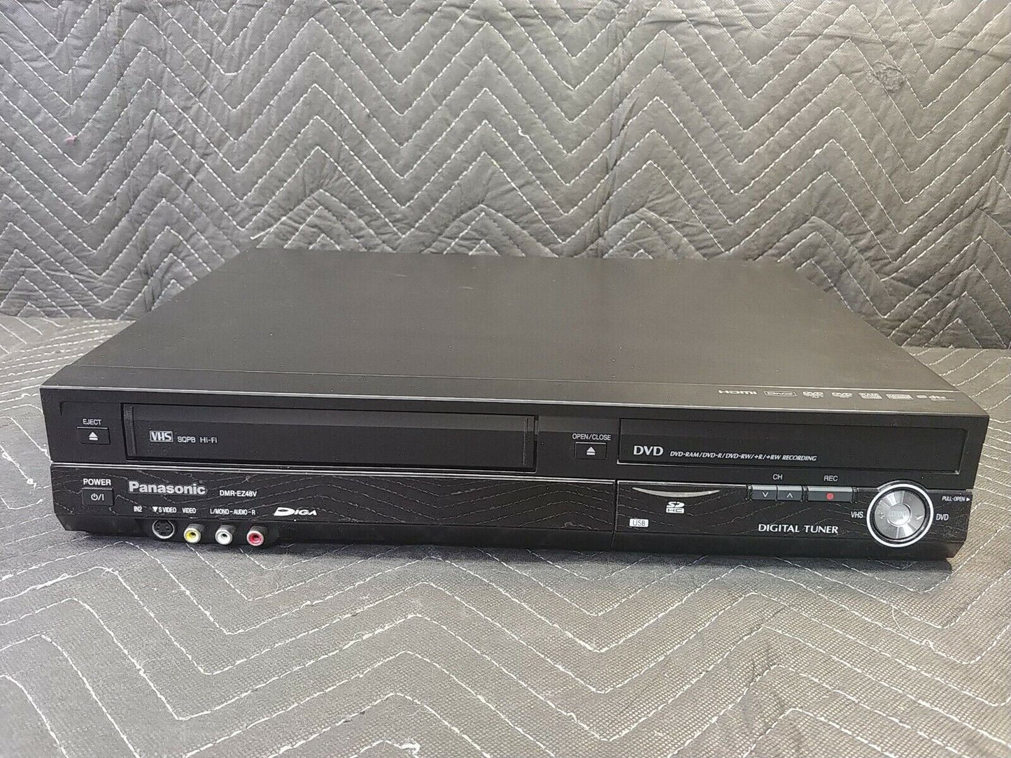 Panasonic DMR-EZ48V DVD/VCR Combo Player VHS DVD Recorder HDMI 1080p *SERVICED*