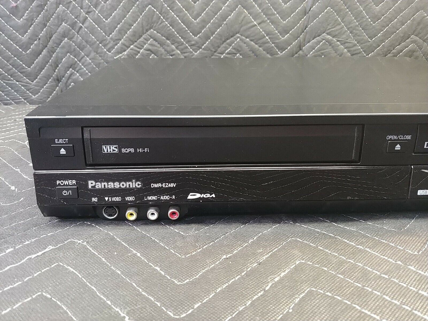 Panasonic DMR-EZ48V DVD/VCR Combo Player VHS DVD Recorder HDMI 1080p *SERVICED*