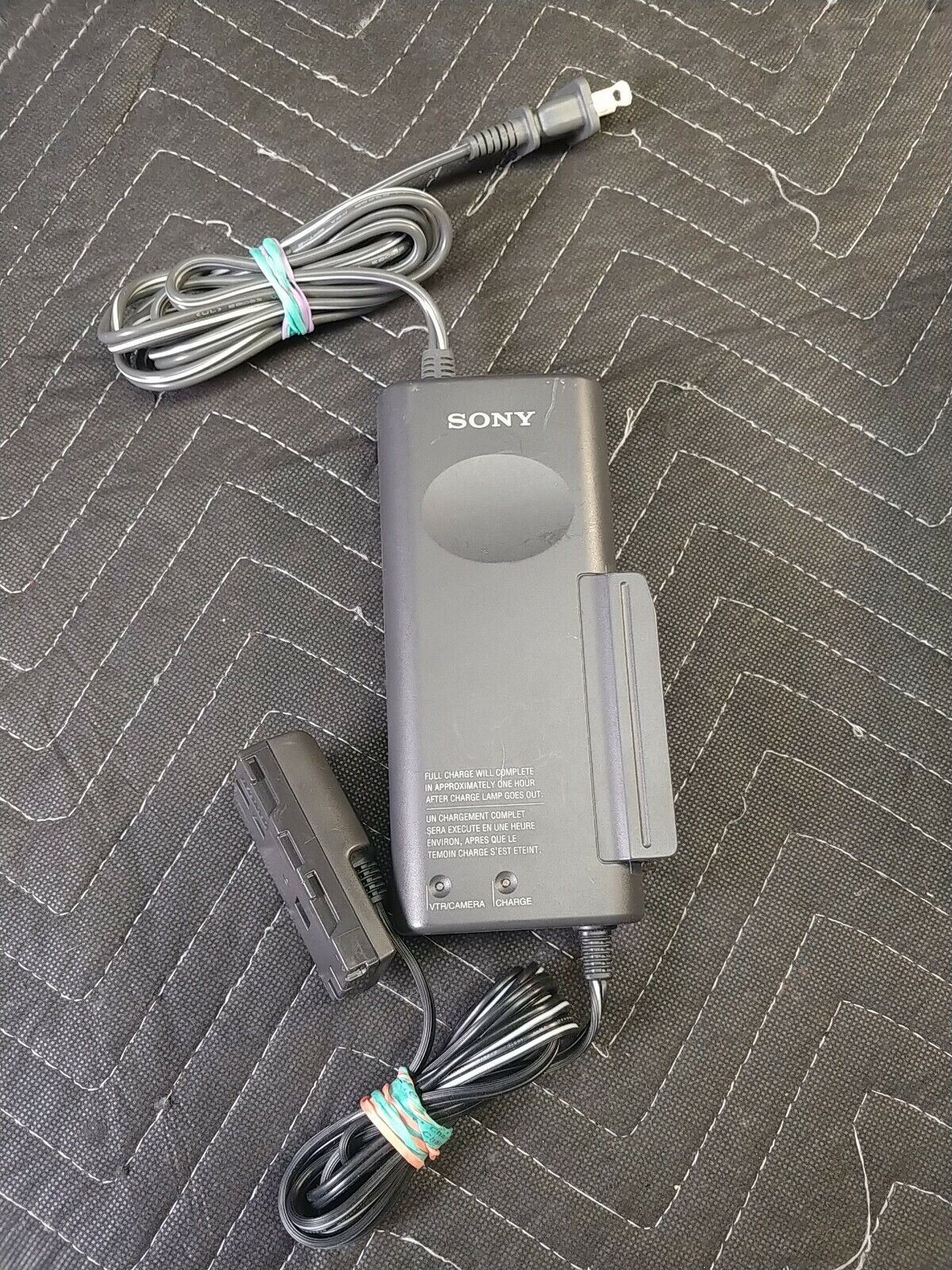 SONY DCR-TRV9 Mini DV Handycam Video Camera Camcorder