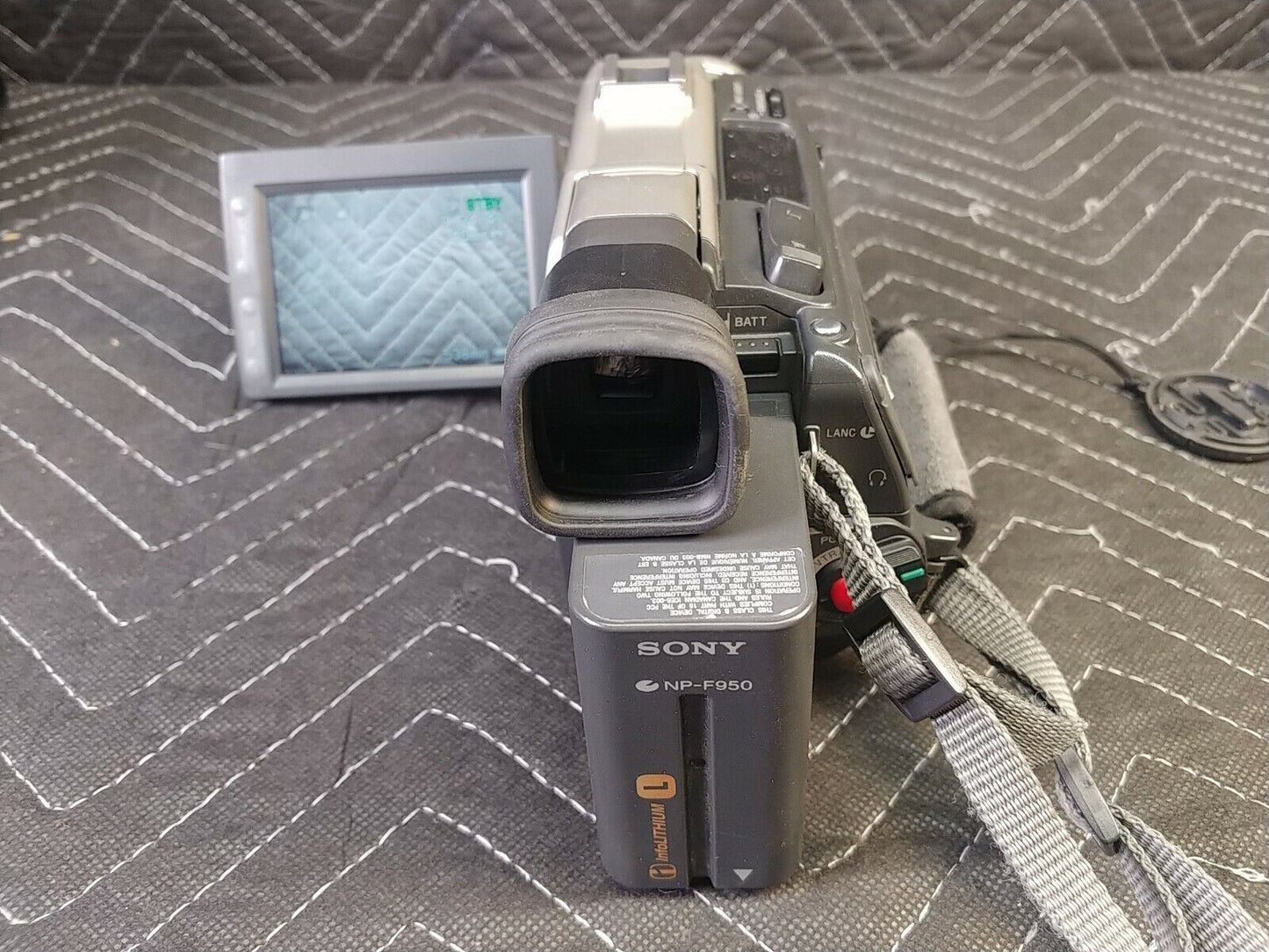 SONY DCR-TRV9 Mini DV Handycam Video Camera Camcorder