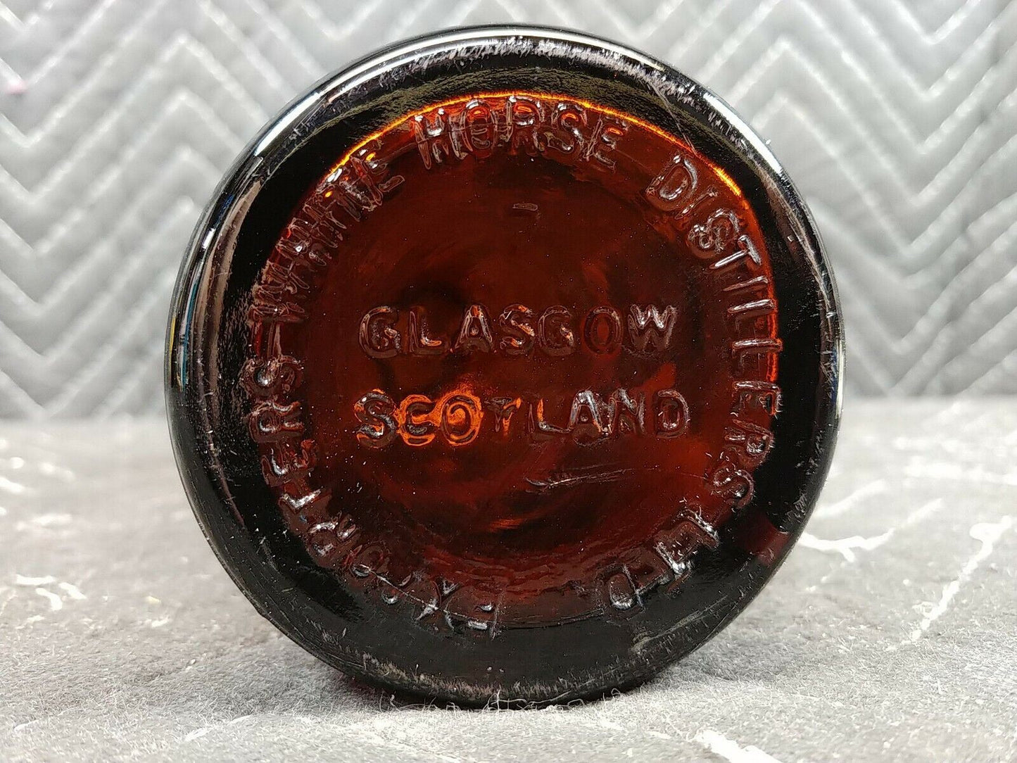 Vintage White Horse Cellar Blended Scotch Whiskey Original Recipe Bottle Empty