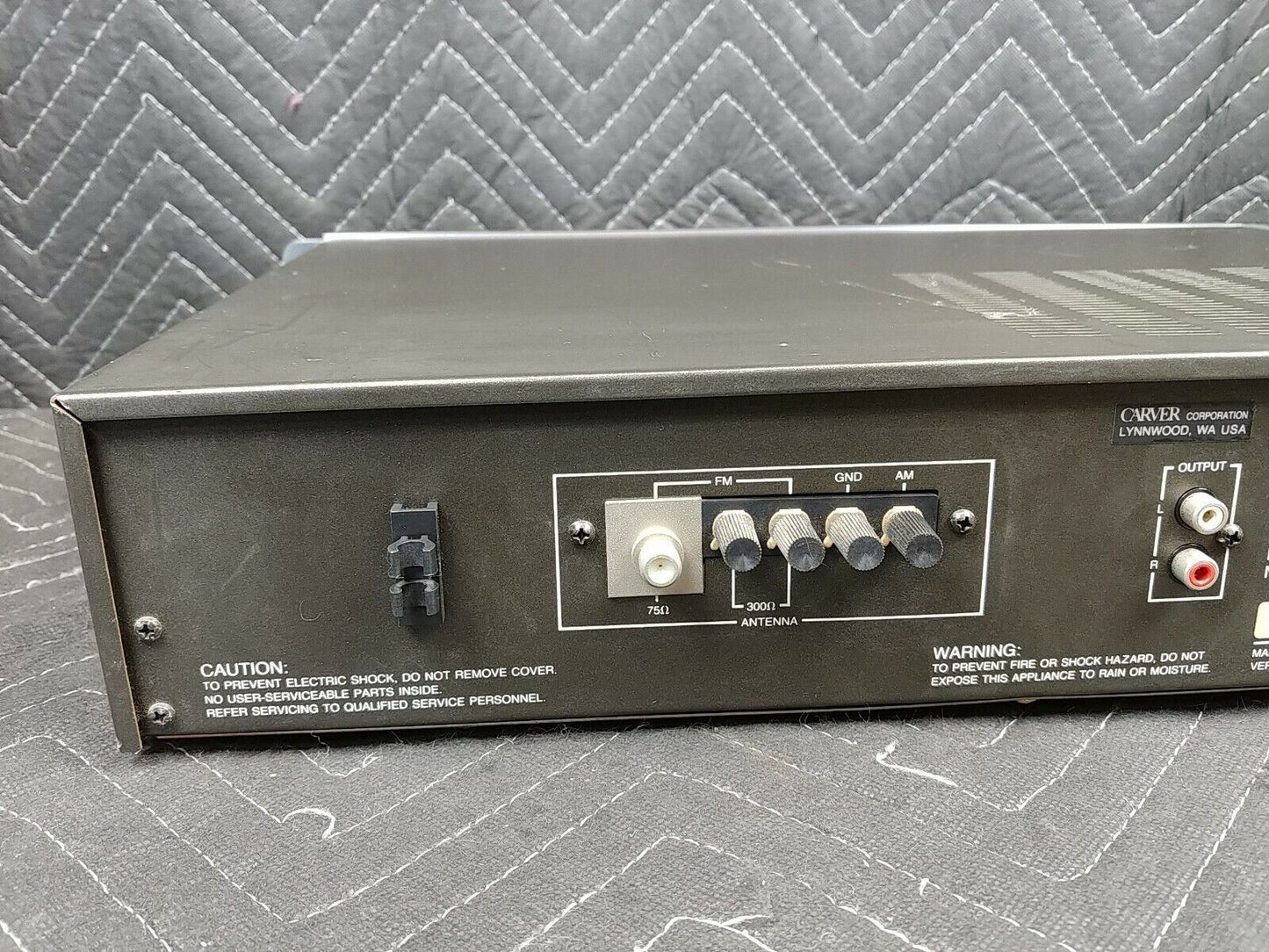Carver TX-11a Quartz Synthesized Stereo Tuner