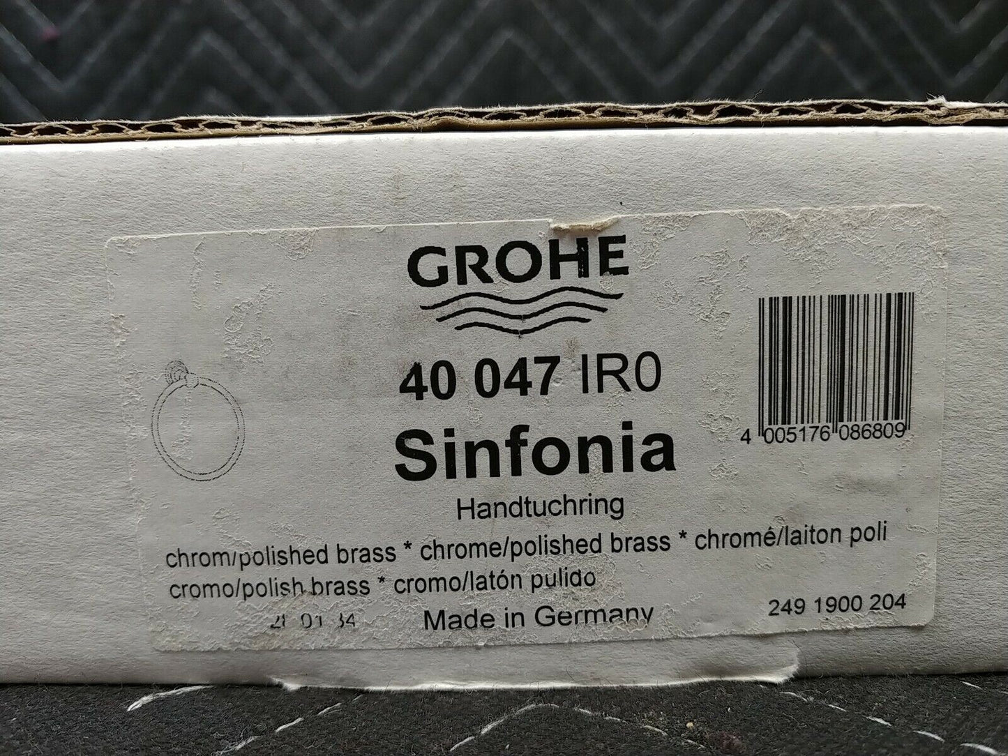 Grohe 40 047 Chrome/Polished Brass 8" Wall Mounted Towel Ring