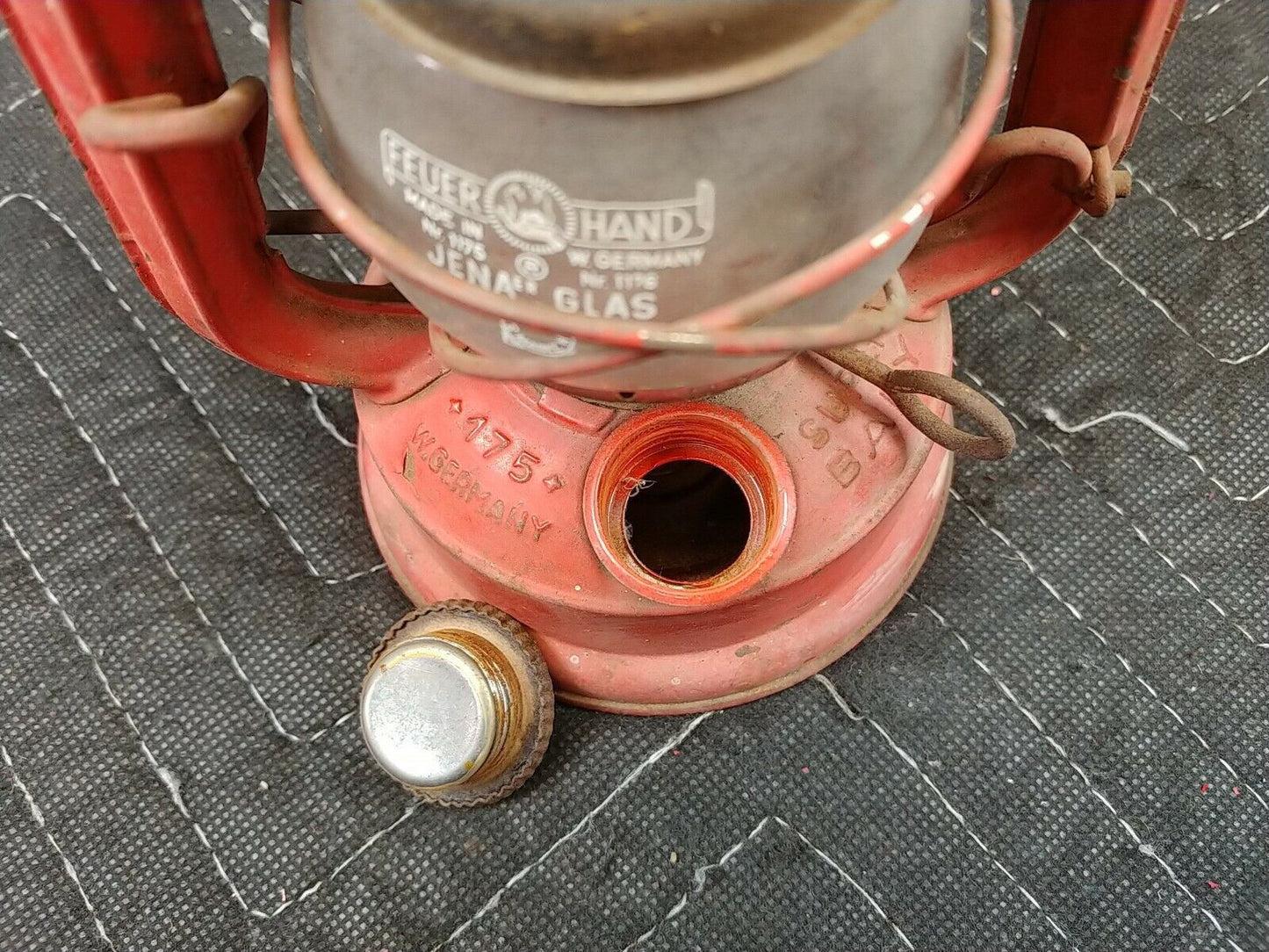 Vintage Red Feur Hand Sturmfest Original Lantern 175 W. Germany Super Baby