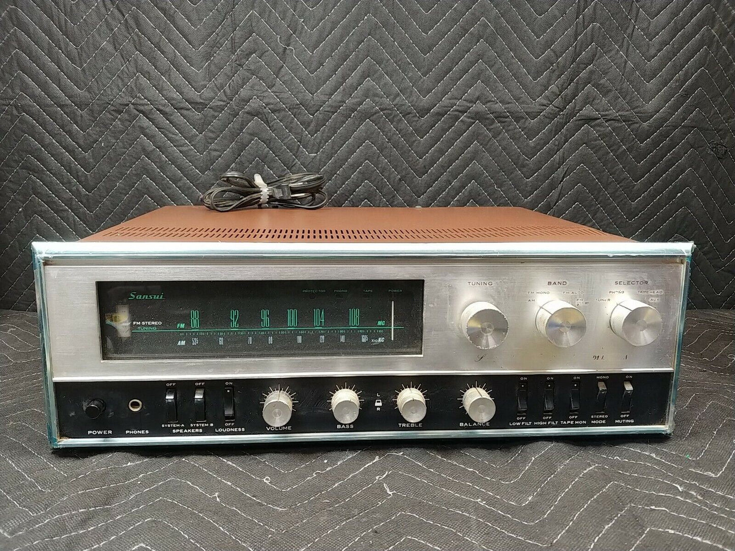 Vintage Sansui 3000A Stereo Receiver