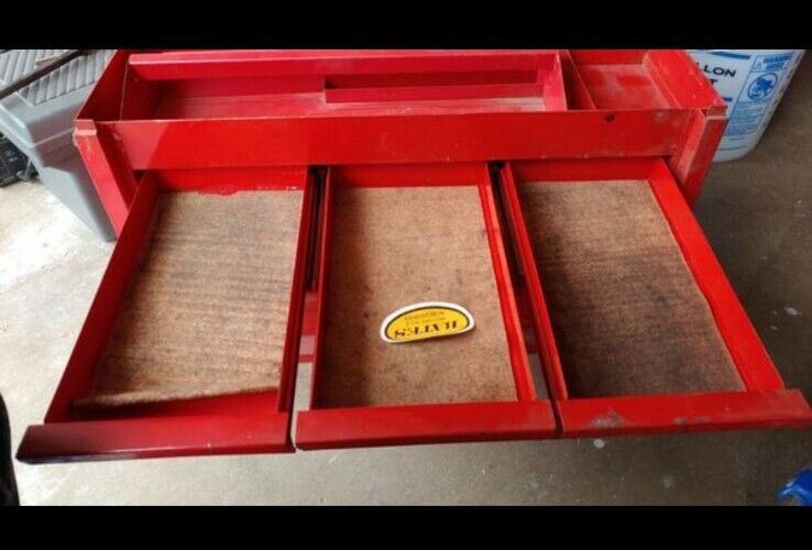 Snap On Tools 9 Drawer Red Tool Chest Box Cabinet 26 inches wide Vintage