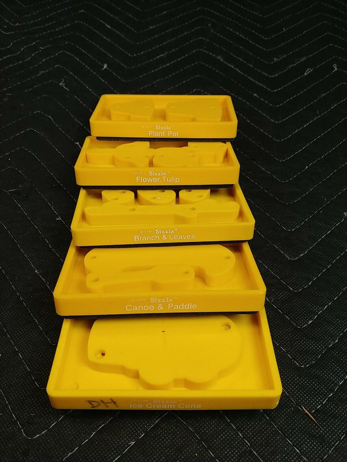 XL ELLISON LETTER MACHINE W/ EXTRAS - PAD-IT X-PRESS - DIES - TOOLS