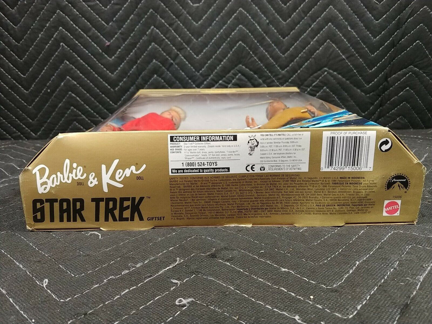 Star trek Barbie and Ken Giftset 1996