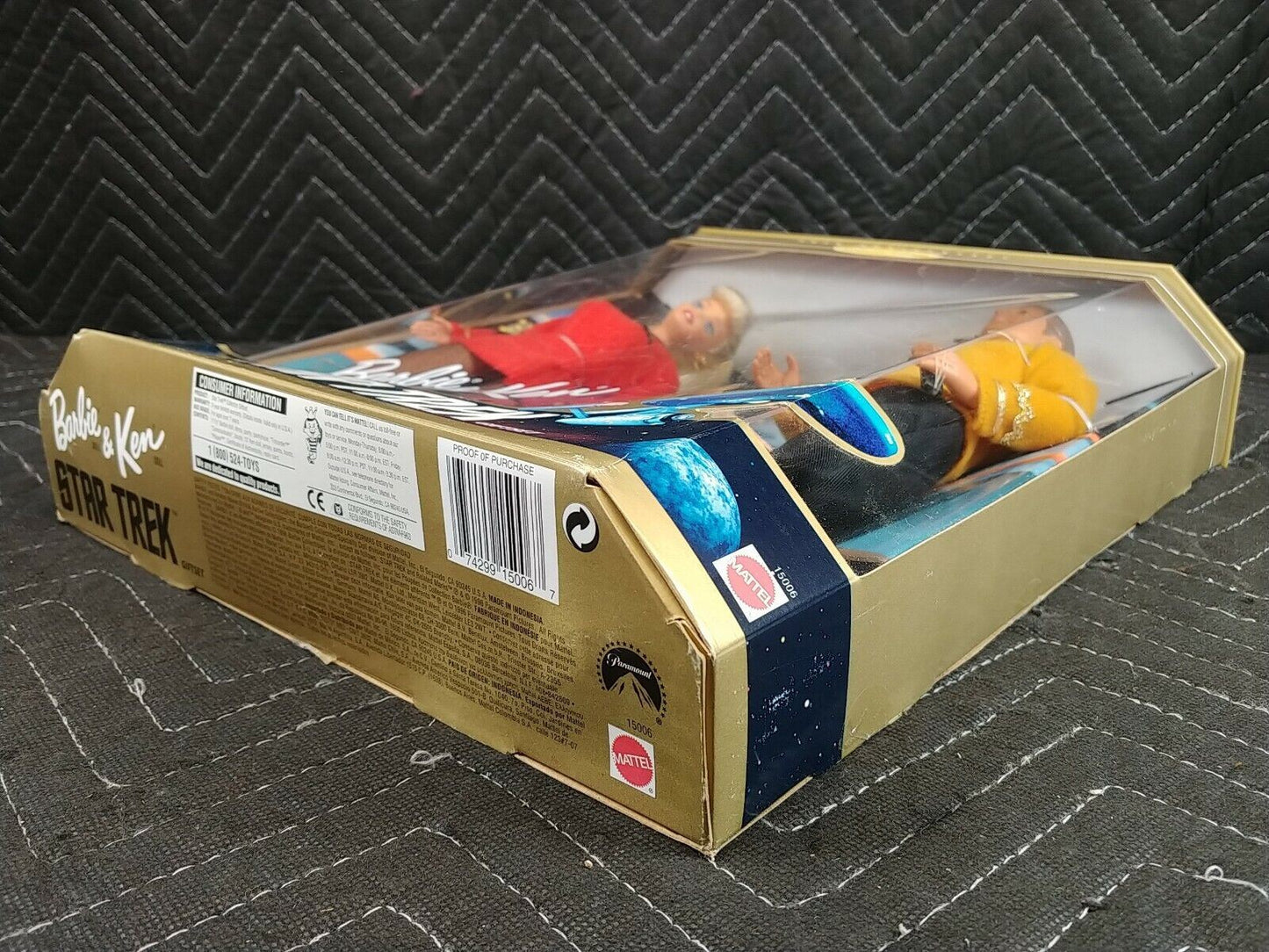 Star trek Barbie and Ken Giftset 1996