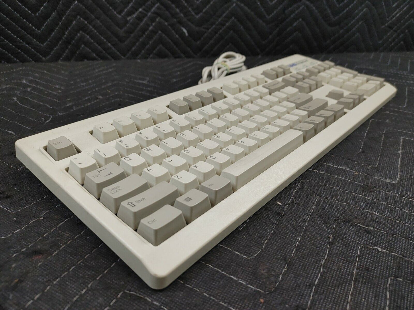 Vintage NMB Keyboard RT6655TW Designed for Windows 95 AT Connector