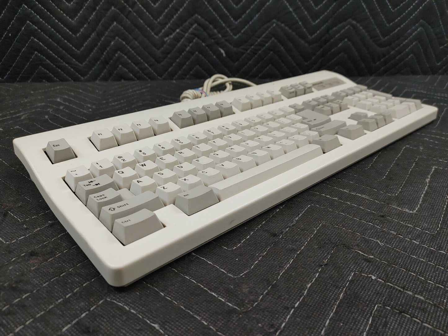 HONEYWELL MODEL 101WN VINTAGE 5 PIN AT KEYBOARD 101WN63S-1E