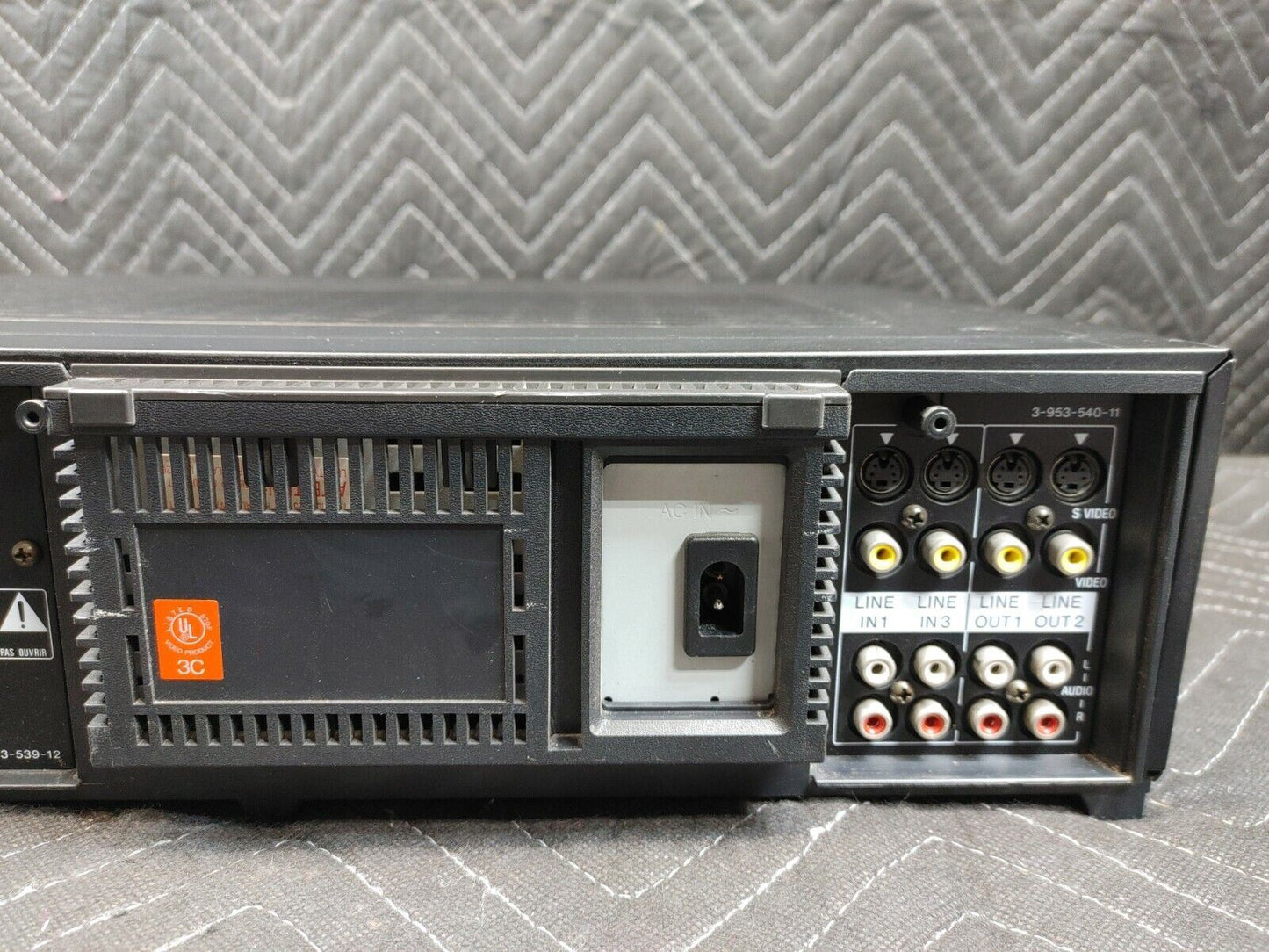 Sony SLV-R1000 Video Cassette Recorder S-VHS Hi-Fi Stereo