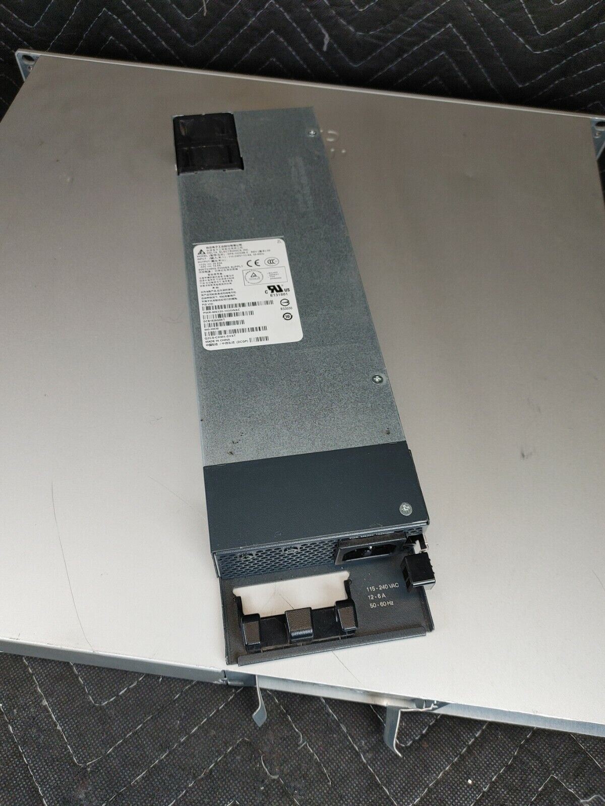 Cisco Meraki MS320-48FP POE Switch - *For Parts*