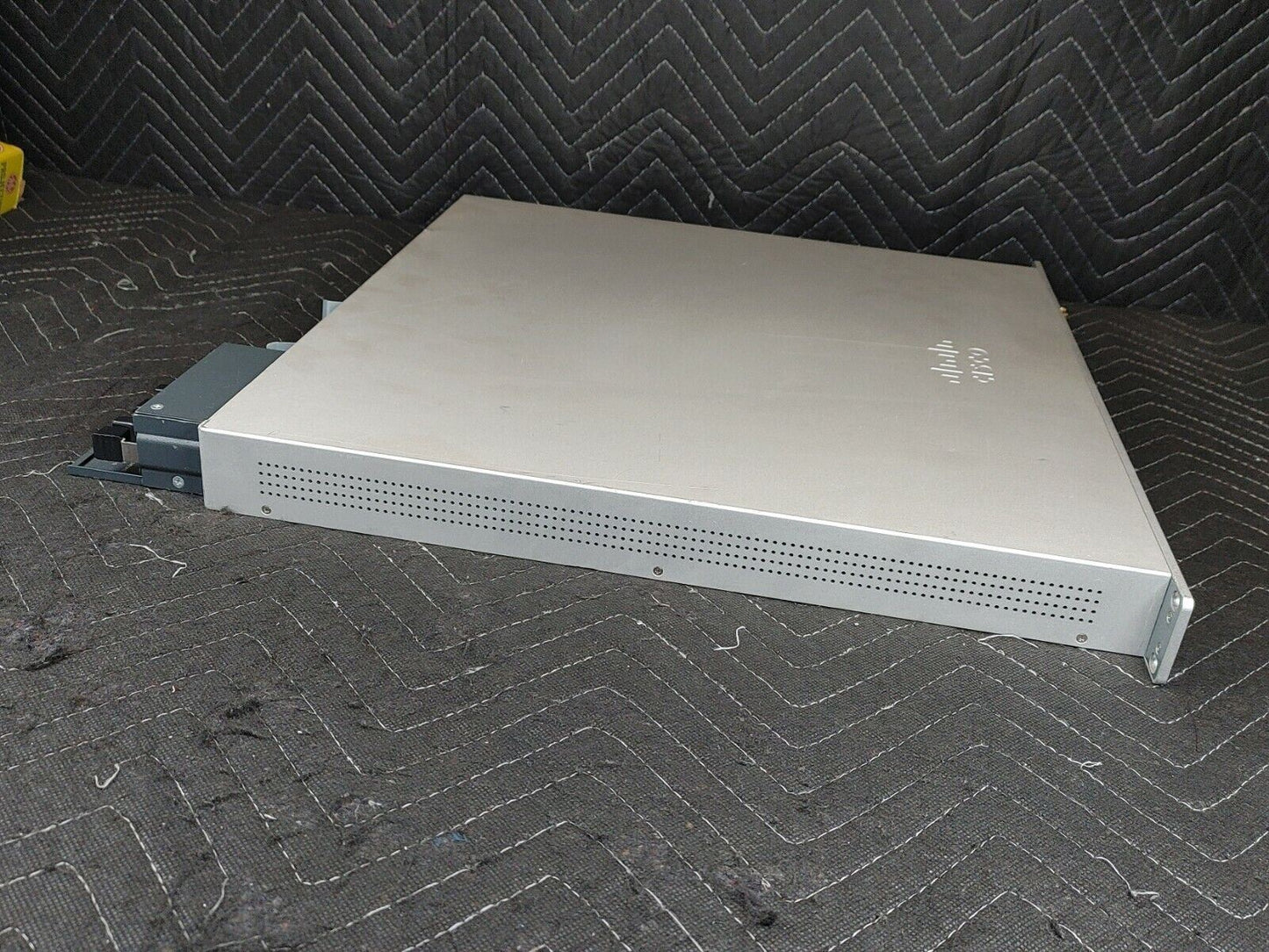 Cisco Meraki MS320-48FP POE Switch - *For Parts*