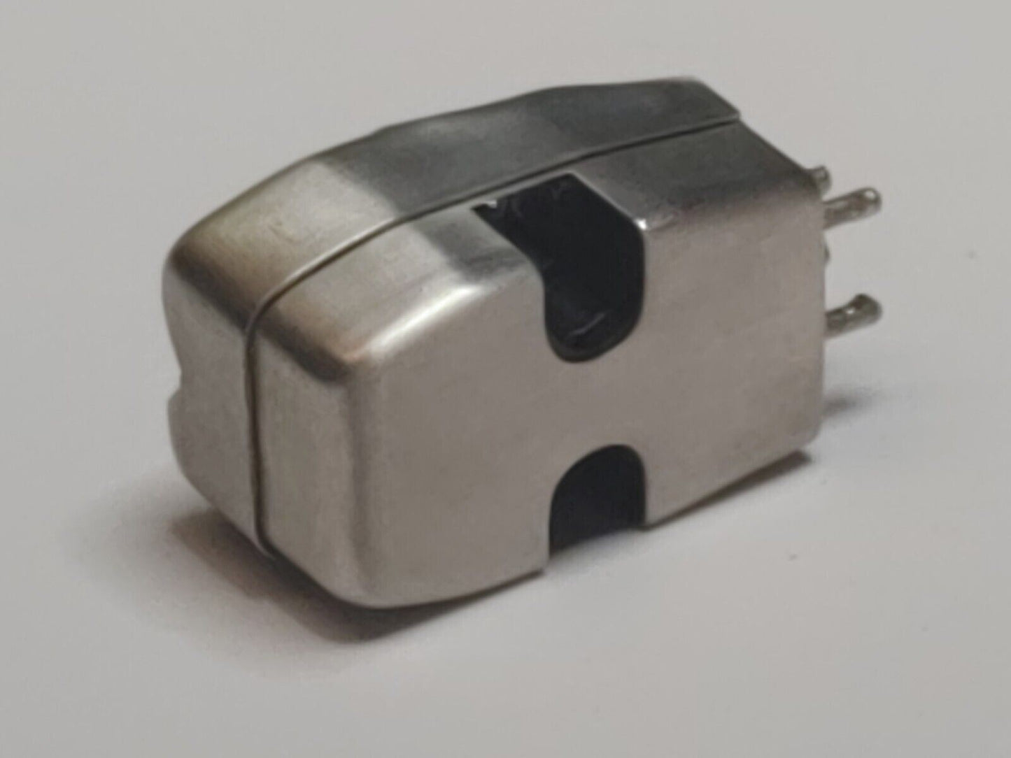 EMPIRE 108 CARTRIDGE w/ AE Stylus & Hardware