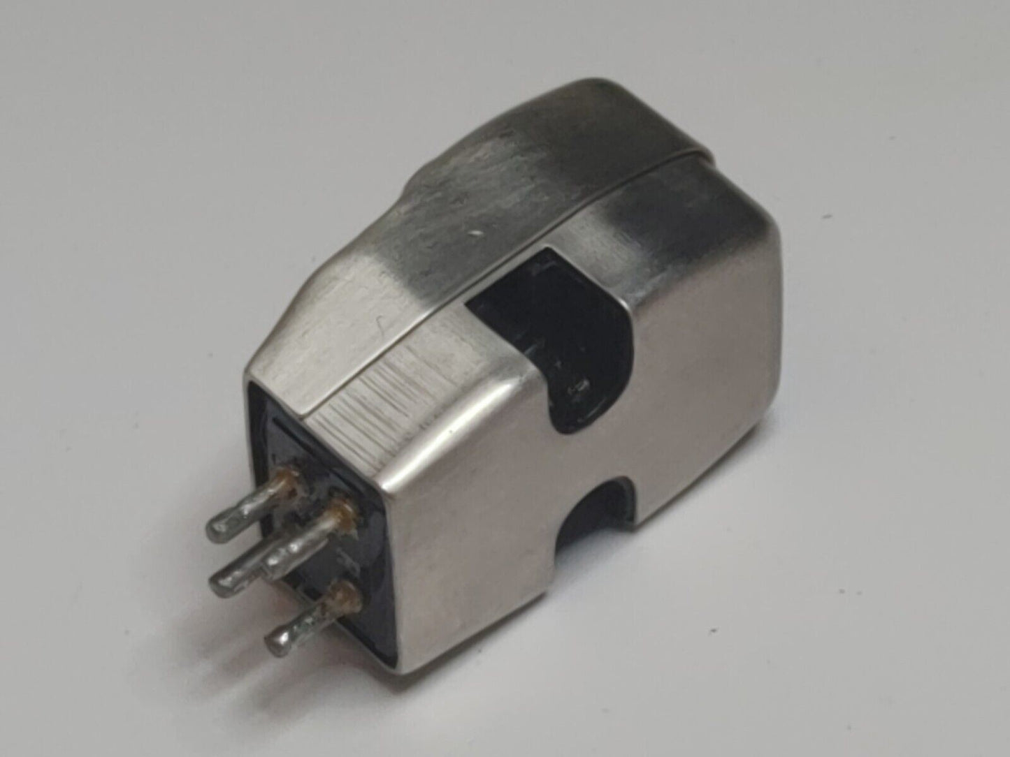 EMPIRE 108 CARTRIDGE w/ AE Stylus & Hardware