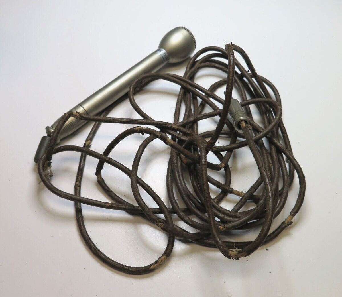 ElectroVoice 635A Dynamic Microphone EV Electro-Voice 635-A w/ cord