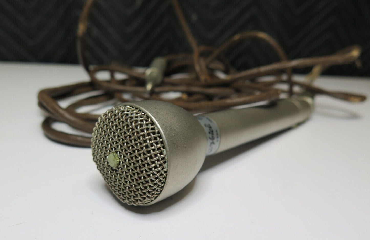 ElectroVoice 635A Dynamic Microphone EV Electro-Voice 635-A w/ cord