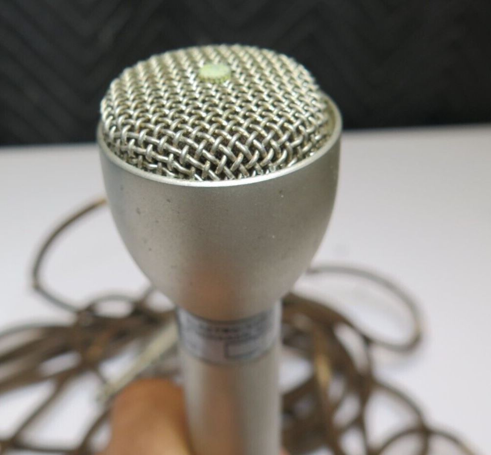 ElectroVoice 635A Dynamic Microphone EV Electro-Voice 635-A w/ cord